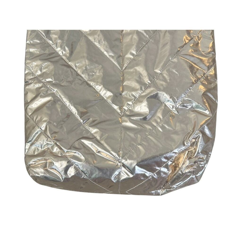 VICTORIA’S SECRET Rose Gold Metallic Quilted Puffer Tote Shoulder Bag Purse - Picture 9 of 12